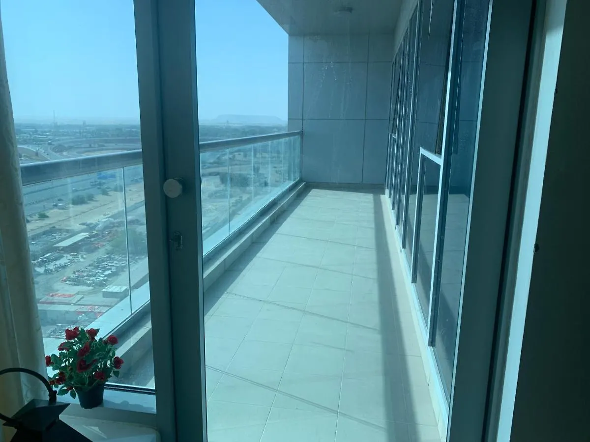 Skycourts Entire Apartment-120M2-Big Balcony دبي 0*,